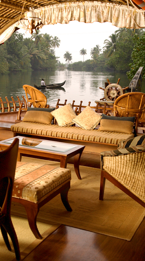 kerala tourism boat house